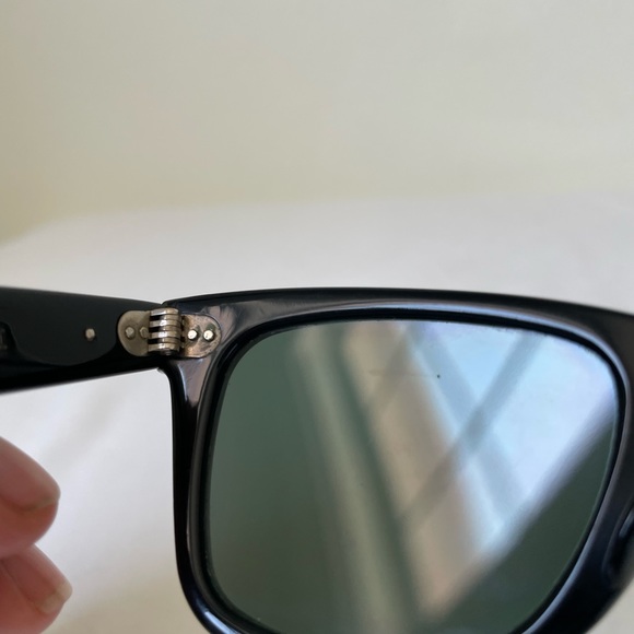 Vintage B&L Ray-Ban Wayfarer ll sunglasses - Picture 7 of 17
